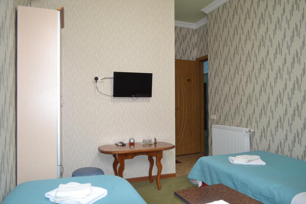 Hotel Elite House Batoemi Buitenkant foto