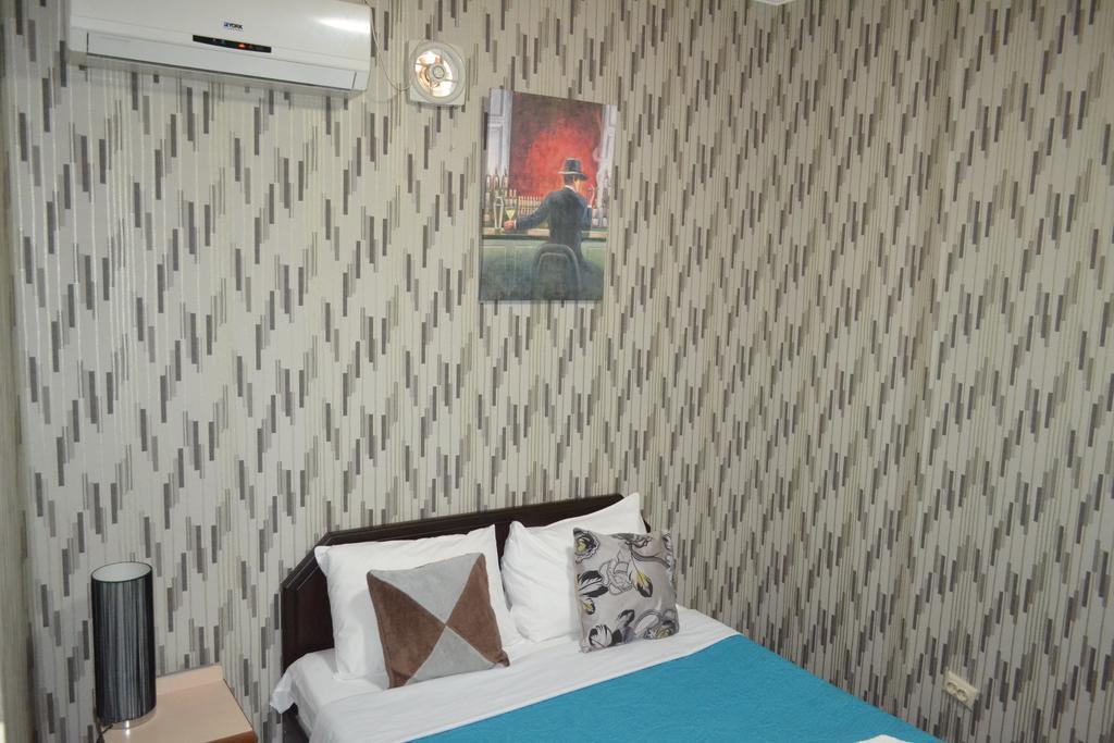 Hotel Elite House Batoemi Buitenkant foto
