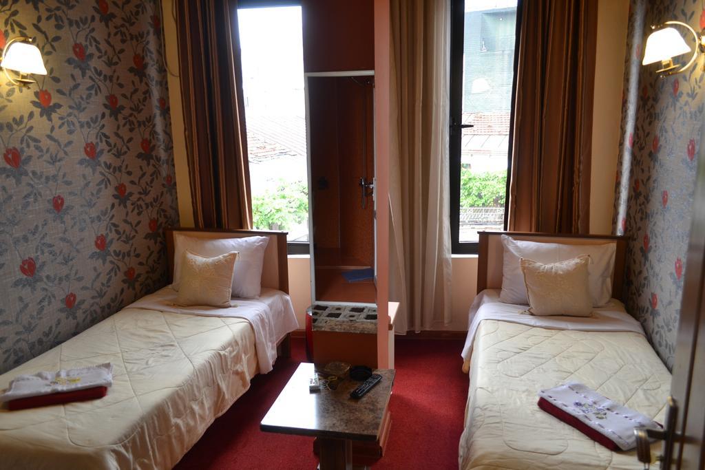 Hotel Elite House Batoemi Buitenkant foto
